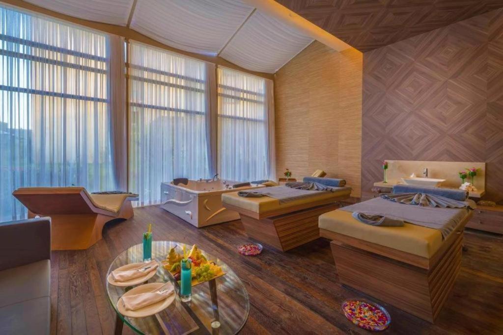Concorde Luxury Resort & Casino & Convention & Spa Famagusta (Northern Cyprus) Bagian luar foto